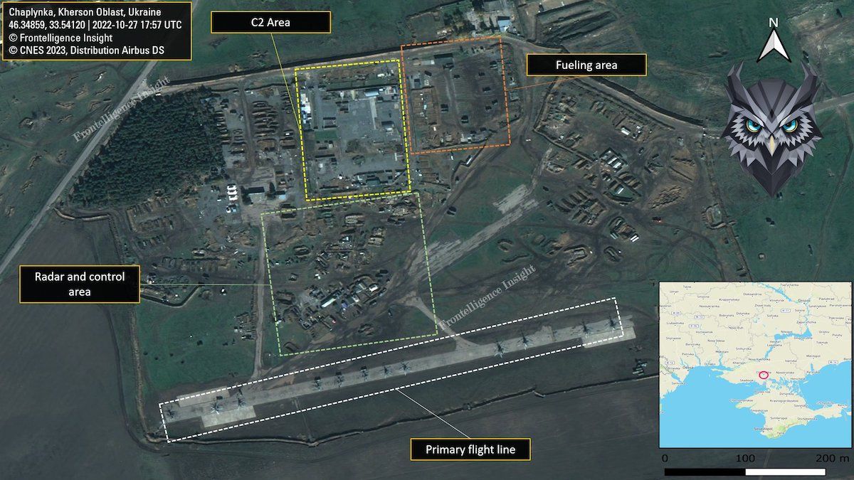 Аеродром поблизу Чаплинки Херсонської області станом на жовтень 2022 року. Фото: Airbus DS / twitter.com/Tatarigami_UA