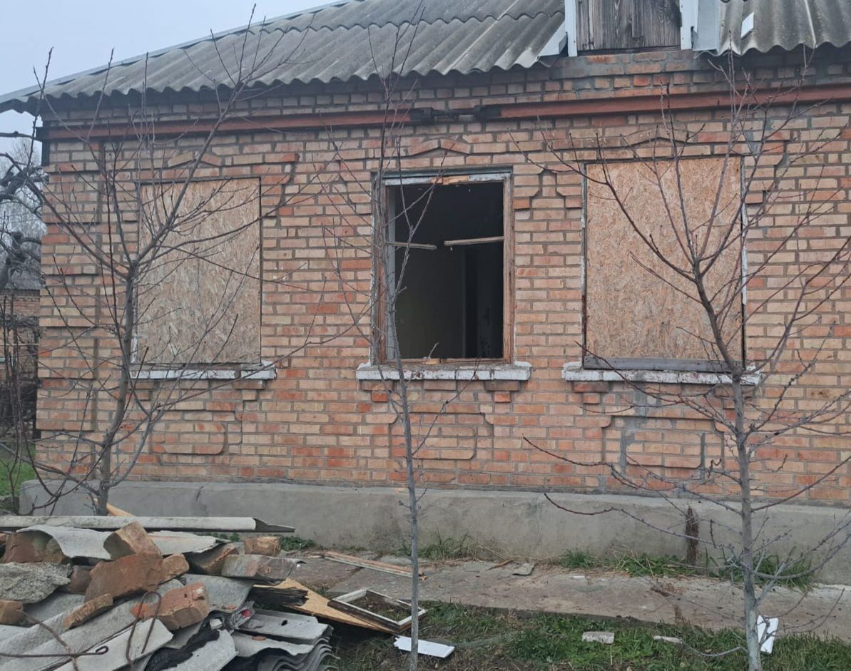 Наслідки обстрілів на Дніпропетровщині. Фото: telegram/Сергій Лисак