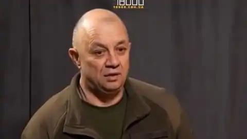 "You don't get out of the car; you get your knee shot through," territorial defense forces commander Stuzhenko