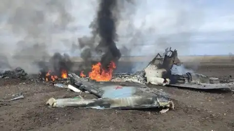 Остатки российского самолета. Фото: ЗСУ.
