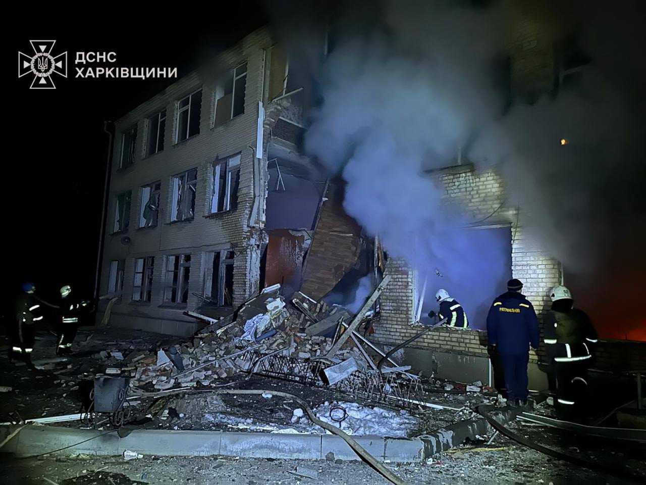 Наслідки обстрілу. Фото: МВС
