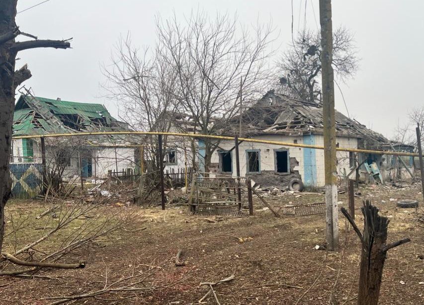 Наслідки обстрілів в Дніпропетровській області. Фото: Telegram/Сергій Лисак / Дніпропетровська ОДА (ОВА)