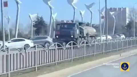 In Mariupol, large redeployment of russian vehicles recorded in direction of Berdiansk