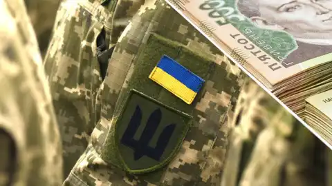 Виплати українським військовим. Колаж АрміяInform.