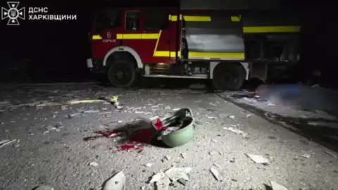 RF attacks Kharkiv with Shaheds. Drones hit residential buildings, casualties among rescuers