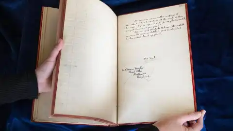 Рукопись романа Артура Конан Дойля "Знак четырех". Фото: Sotheby's
