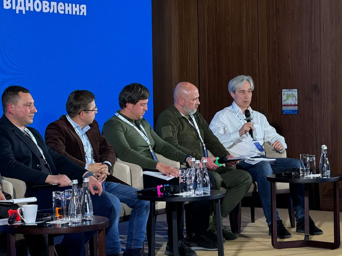 Комітетські слухання 