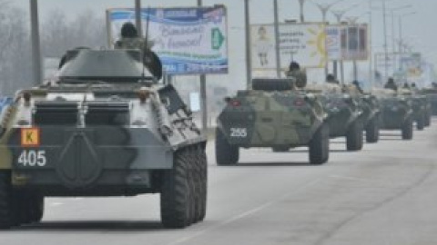 Военные во Львове и Житомире покидают места постоянной дислокации