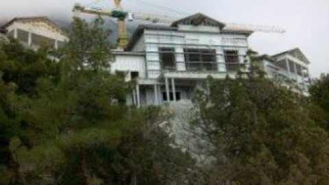 В Крыму на мысе Айя происходило строительство дачи Януковича.