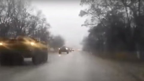 У Крим в'їхала колона військової техніки з Росії