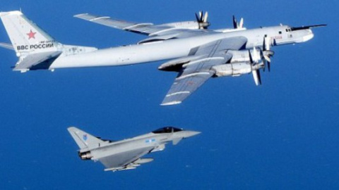 На кордоні повітряного простору Британії замічено два російських бомбардувальники