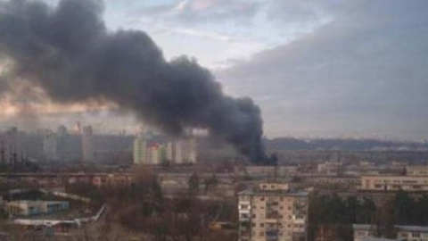Пожежа на СТО в Києві задиміла околиці