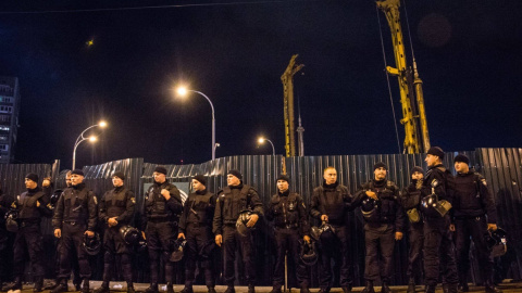На Оболоні протестувальники перекрили рух з вимогою зупинити небезпечне будівництво