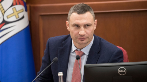 Киевская власть продолжит вкладывать средства в закупку современного коммунального транспорта, - Кличко