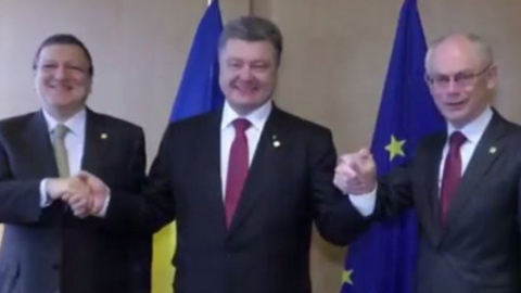 Историческое видео: Украина и ЕС подписали соглашение об ассоциации