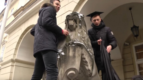 Львів наряджають. Скріншот відео