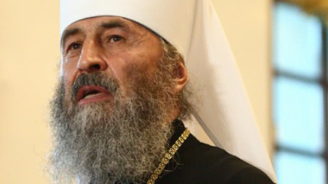 Настоятель УПЦ Онуфрій: ми молимося за Петра Порошенка як Президента нашої держави і брата по вірі