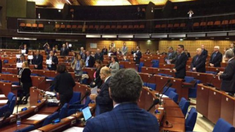 Відео дня: депутати ПАРЄ піднялися на заклик про звільнення Савченко