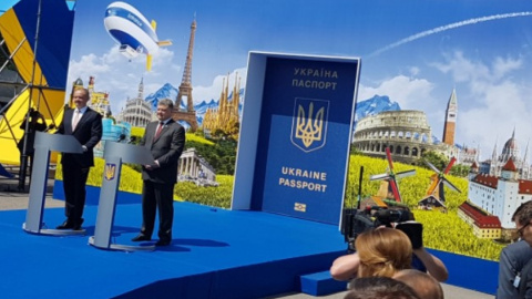 Порошенко відкрив двері в Європу. Фото: @STsegolko 