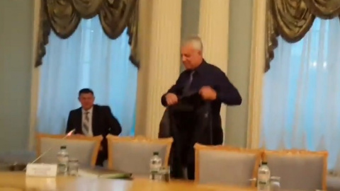 У відповідь на виклик Парубія від Верховного Суду зголосився віджатися суддя Ємець. Фото: скріншот з YouTube