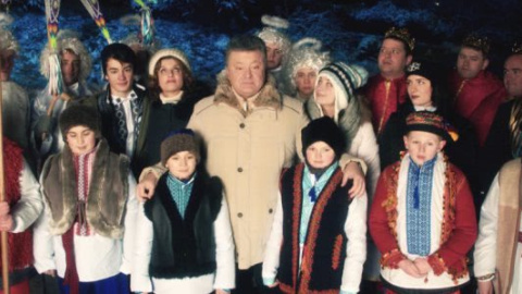 Порошенко просить у Ісуса змін на краще для українців з нагоди Різдва