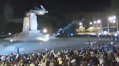 Памятник Ленина в Харькове снесли по распоряжению губернатора