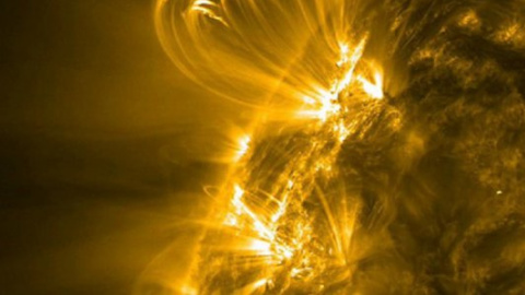 NASA опубликовала завораживающий ролик об активных областях солнца