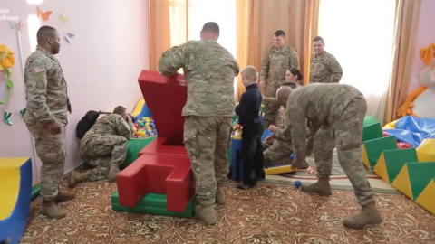 Солдати США привітали українських дітей з особливими потребами