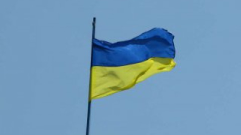 Прапор підняли на "максимально можливу висоту".