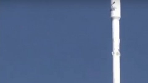 SpaceX возобновила запуски ракет. Скриншот