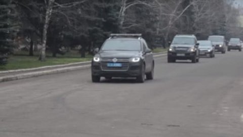 У мережі показали довгий кортеж Порошенка на під'їзді до Краматорська