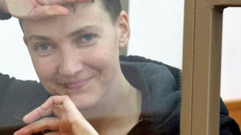 Обмен Савченко возможен до вступления в силу приговора Александрову и Ерофееву, - адвокат