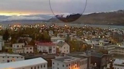 Местному жителю удалось снять на камеру самое настоящее НЛО.