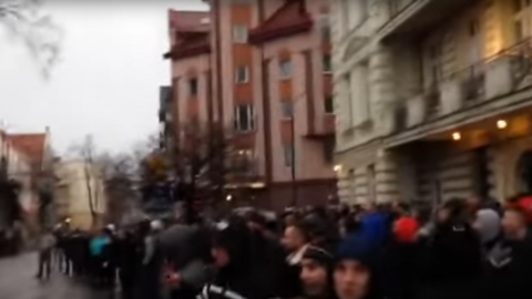 У Польщі почалися заворушення через вбивство емігрантом поляка