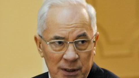 Азаров сорвался на депутата.