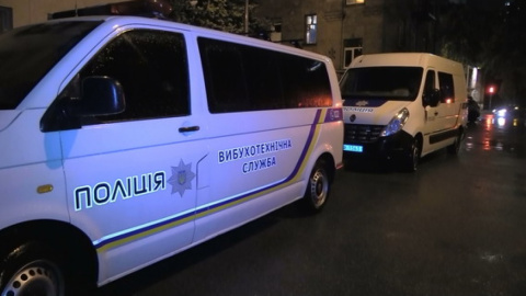 Поліція затримала чоловіка, який погрожував підірвати гранату в лікарні у Києві. Фото: kyiv.npu.gov.ua