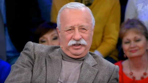 Це шизофренія: Якубович назвав "Поле чудес" не дуже "толковою" програмою, а участь у ній - діагнозом