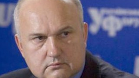 Смешко не понимает, как его могли принять на работу в АП без его согласия