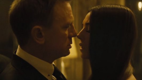 Вышел первый полноценный трейлер нового фильма бондианы "007: Спектр"