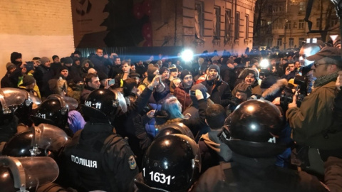 Під ізолятором СБУ сталася сутичка між поліцією та прибічниками Саакашвілі