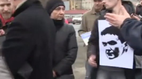 У Києві посольство Росії обкидали йодом