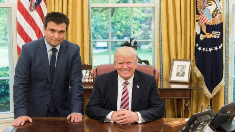 Трамп заявив, що на зустрічах з главами МЗС Росії і України закликав сторони до миру. Фото: facebook.com/ukr.embassy.usa