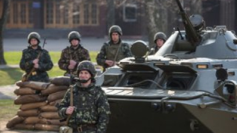 Морские пехотинцы из Крыма в Президентском полку в Киеве.