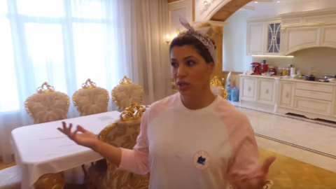 В коментарях підписники здивувалися розкоші квартири футболіста. Скріншот YouTube