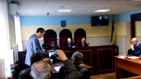 За підозрою в шахрайстві судять селищного голову Гостомеля