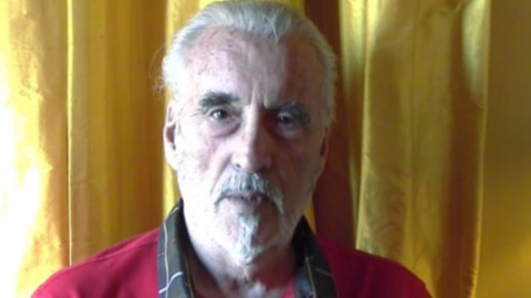 ​92-летний исполнитель роли Сарумана Белого записал к Рождеству хэви-метал-сингл
