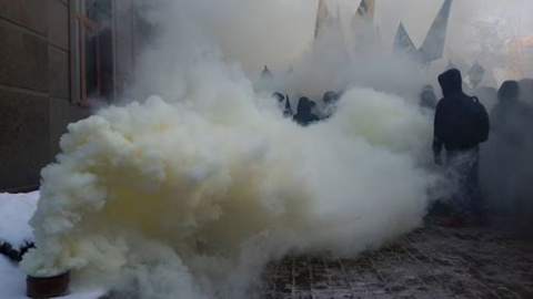 У здания ВСП требуют наказать судей-взяточников. Фото: facebook.com/Oleg Chernysh