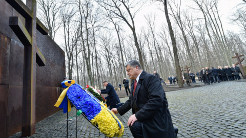 Харківський Меморіал є першим Катинським цвинтарем. Фото: twitter.com/poroshenko