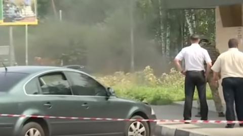 Контрольований підрив вибухівки. Скріншот відео