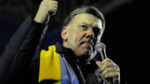 Тягнибок призвал пикетировать парламент.